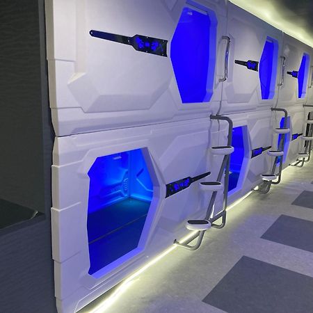Capsule Hotel Nagasaki Exterior foto
